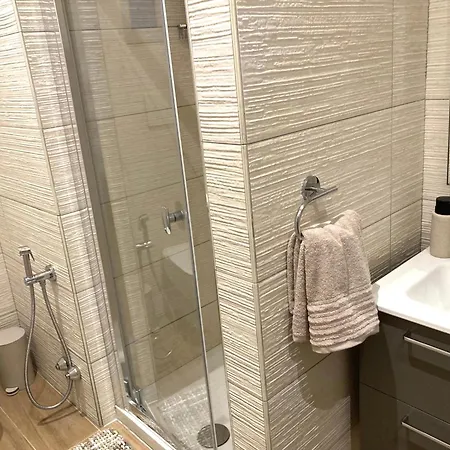 Casa Cereria - With Parking Apartment *